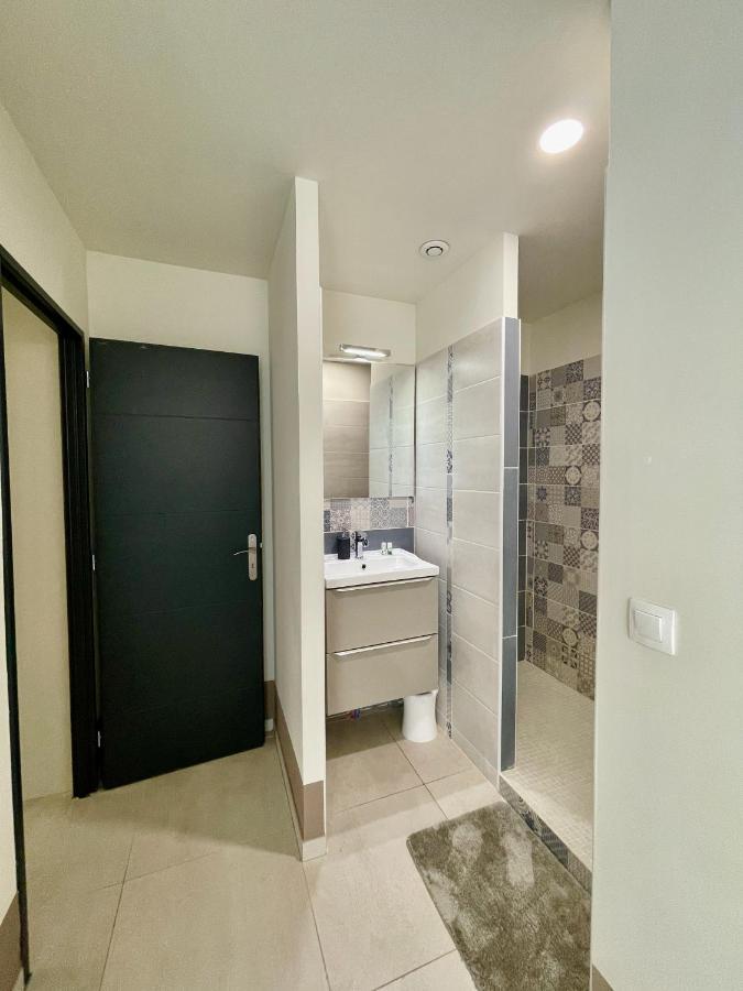 Appartement Souplex Jardin Proche Autoroute, Plages Et Attractions, Wifi - Tv, Calme Bessan エクステリア 写真
