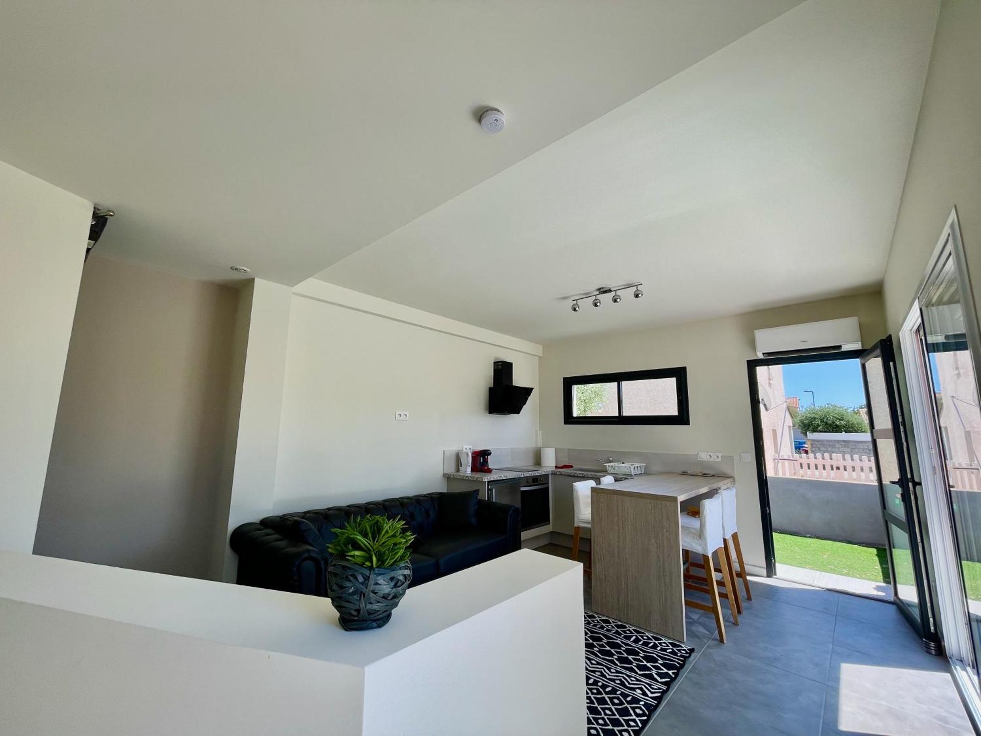 Appartement Souplex Jardin Proche Autoroute, Plages Et Attractions, Wifi - Tv, Calme Bessan エクステリア 写真